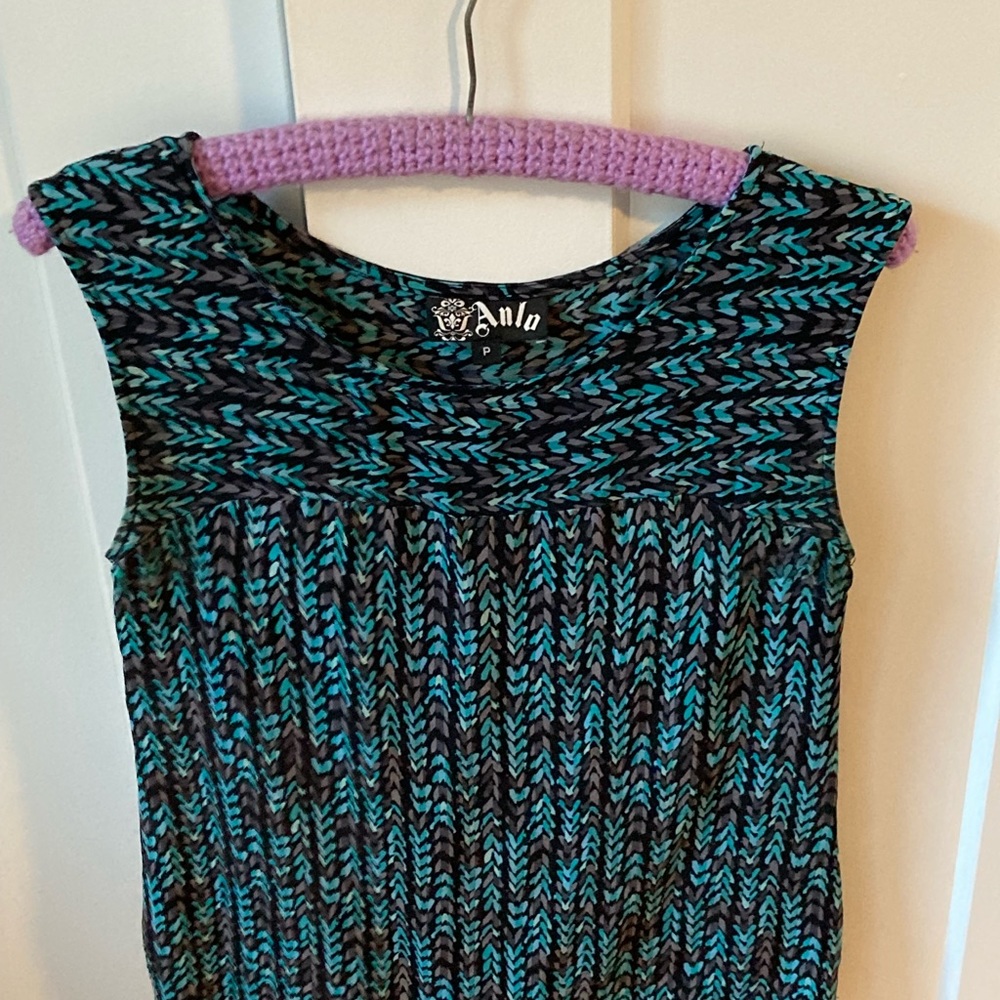 Blue Patterned Top. - image 1